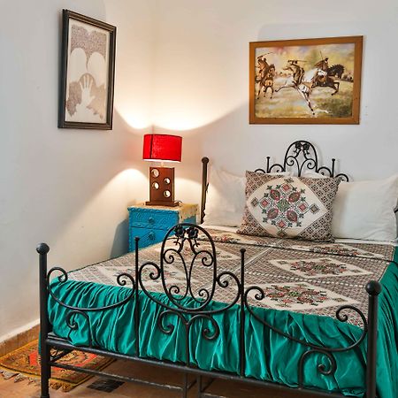 Riad Al Khansaa Εσαουίρα Εξωτερικό φωτογραφία