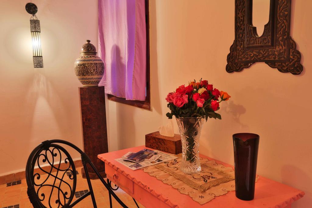 Riad Al Khansaa Εσαουίρα Εξωτερικό φωτογραφία