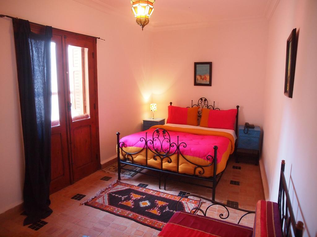 Riad Al Khansaa Εσαουίρα Εξωτερικό φωτογραφία